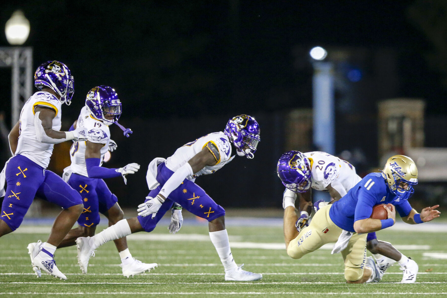 Tulsa Golden Hurricane vs East Carolina Pirates